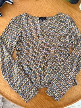 Vintage XOXO Long-Sleeve Patterned Shirt in Blue, Tan & White